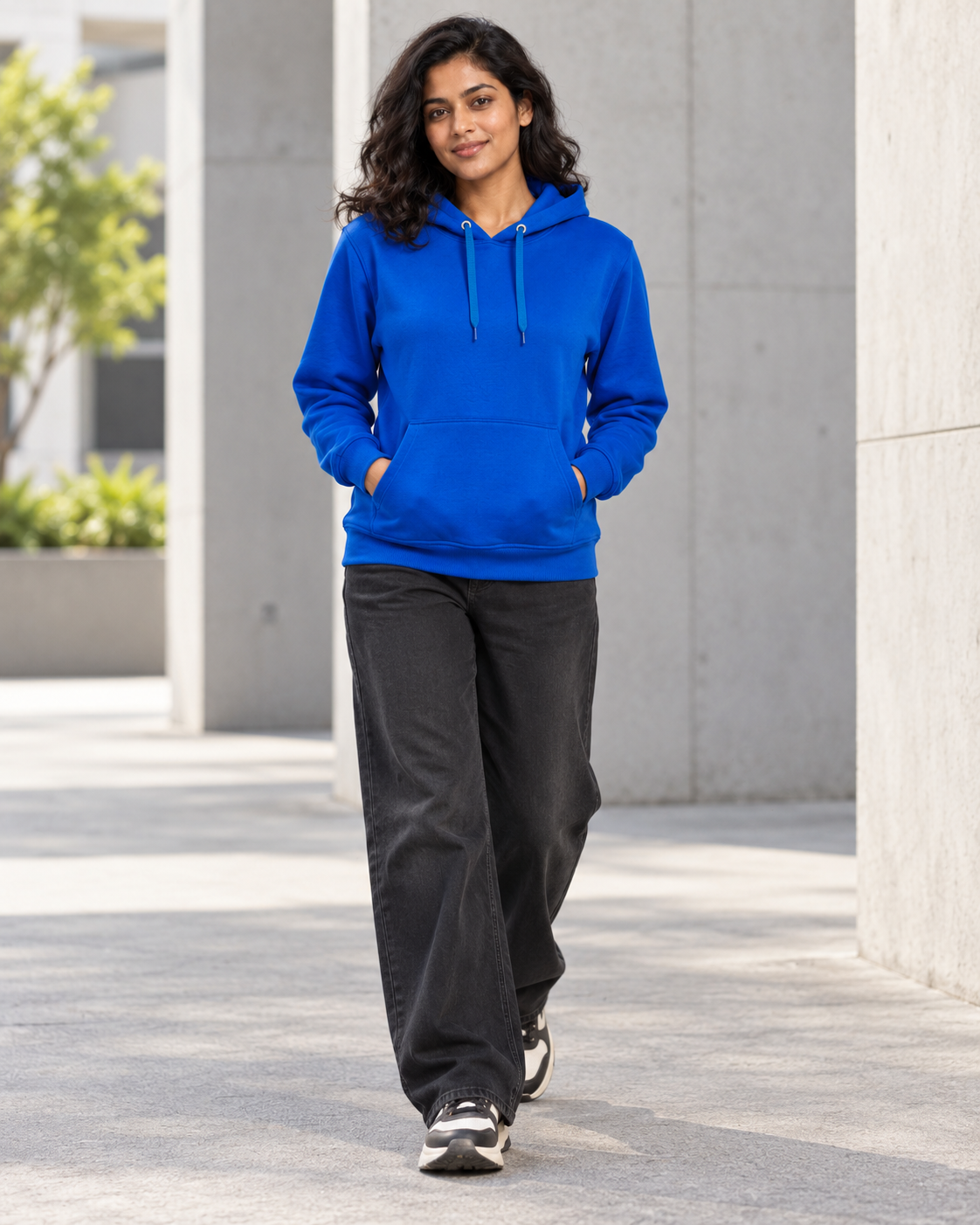 BRATMA Unisex Adult Solid Royal Blue Hooded Sweatshirt | Cotton Blend Fleece | Regular Fit | Long Sleeves | Front Pocket | Royal Blue